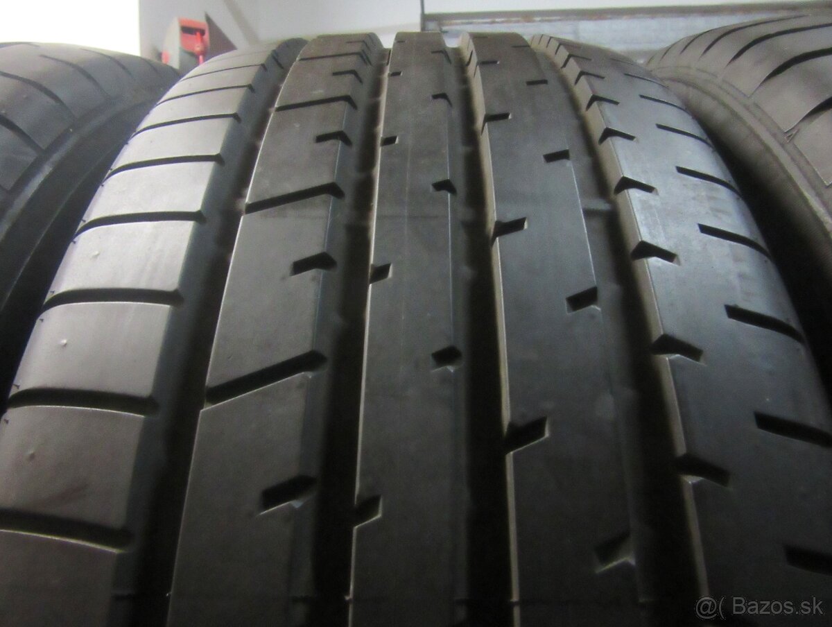 Letné pneumatiky 225/55R19 Toyo - 2