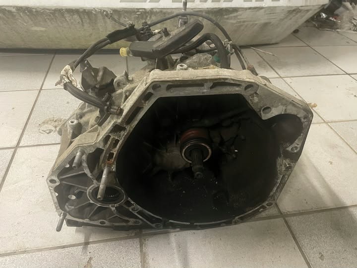 Prevodovka Dacia Duster 1.5dci 4x4 TL8B000 - 2