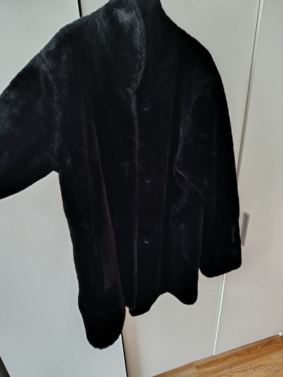 Kozusinova bunda - 2