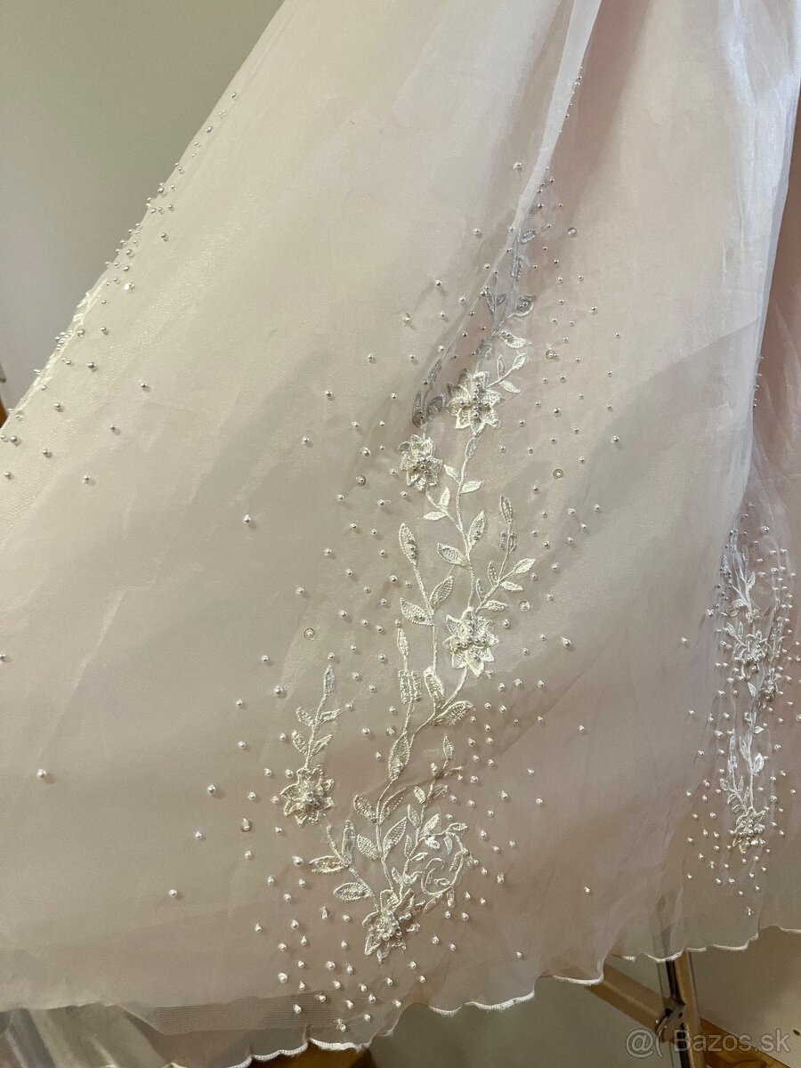 Ružové svadobné šaty - 2