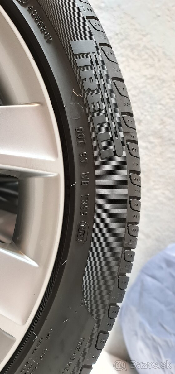 Alu disky škoda + letné pneu R18 235/45 - 2