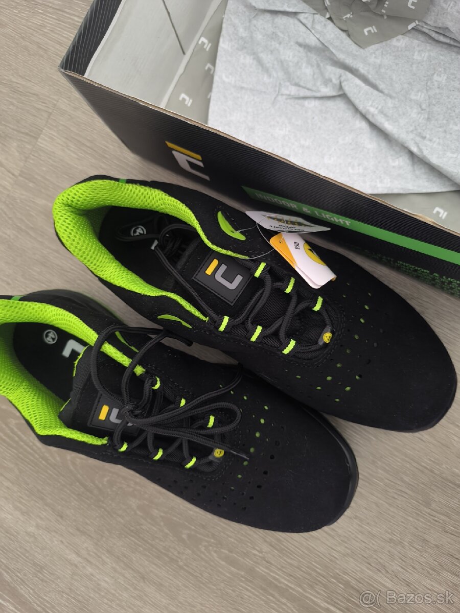 Cerva HALWILL – veľkosť 44 - 2