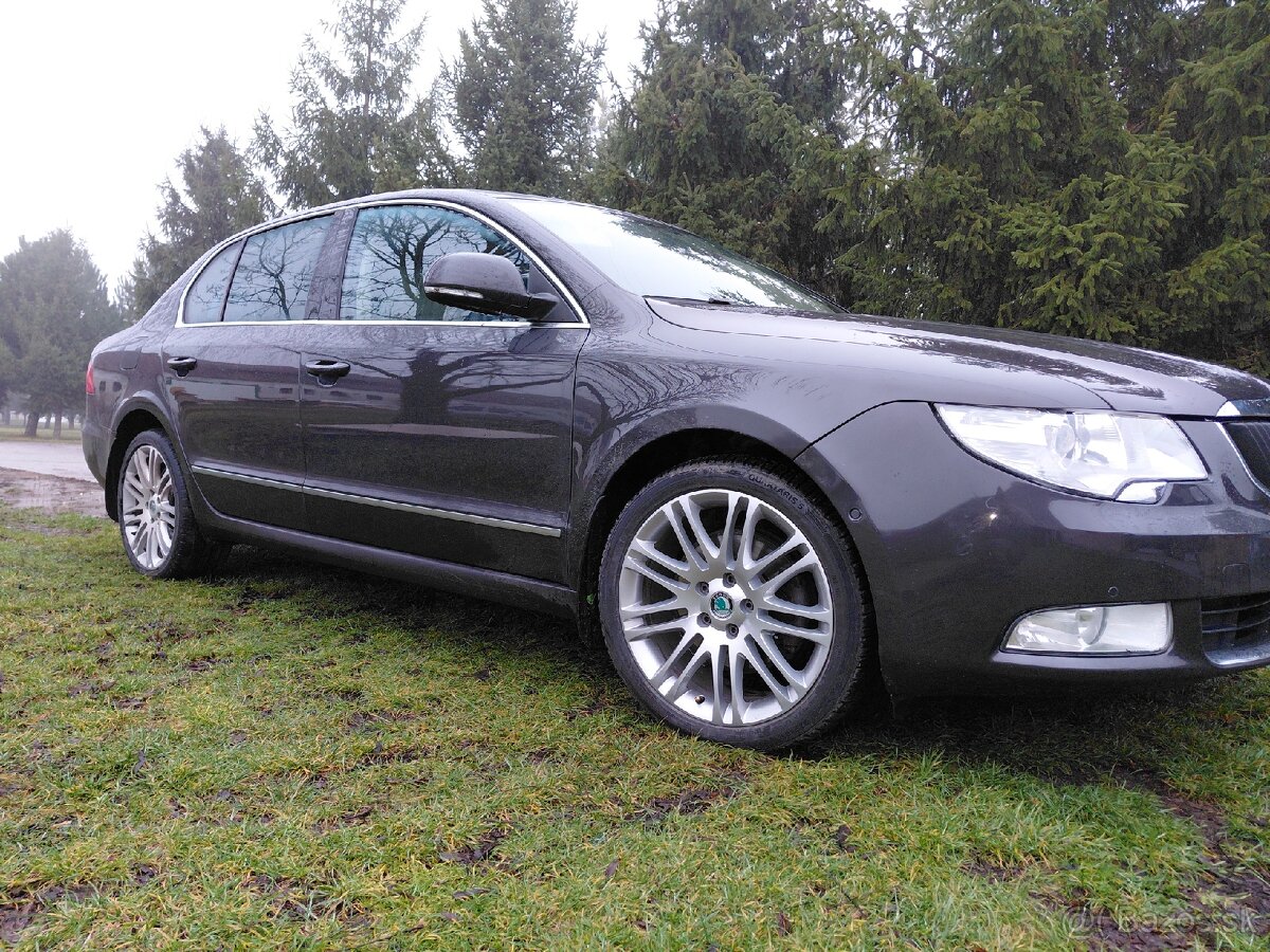 Škoda superb 2010 dsg - 2