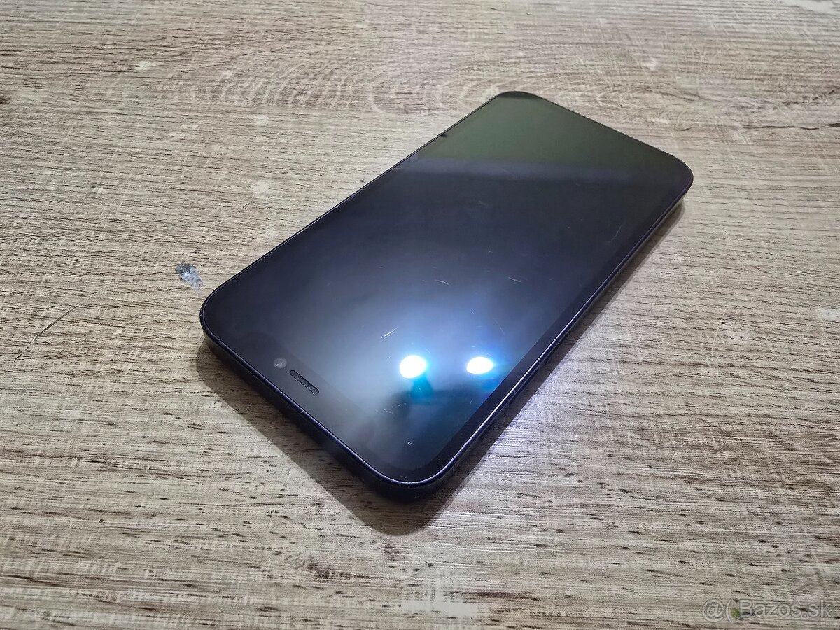 Iphone 12 mini plnefunkcny ma len jemne znamky pouzivania al - 2