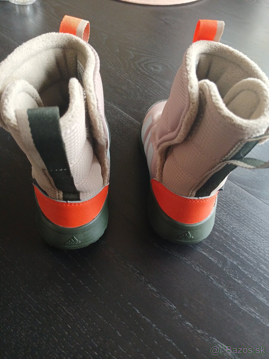 Detské snehule Adidas veľkosť 26 - 2