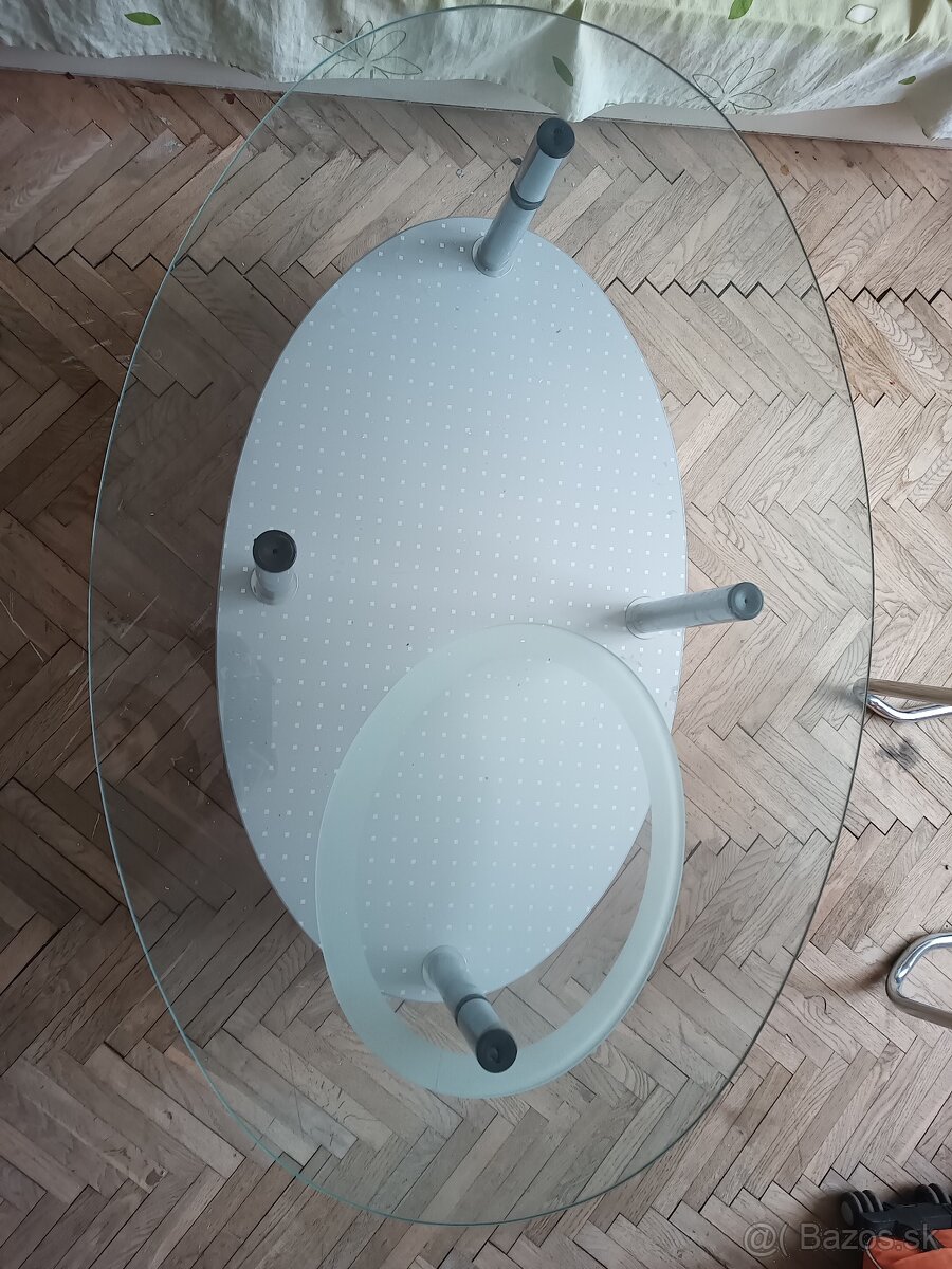 Sklenený konferenčný stolík - 2