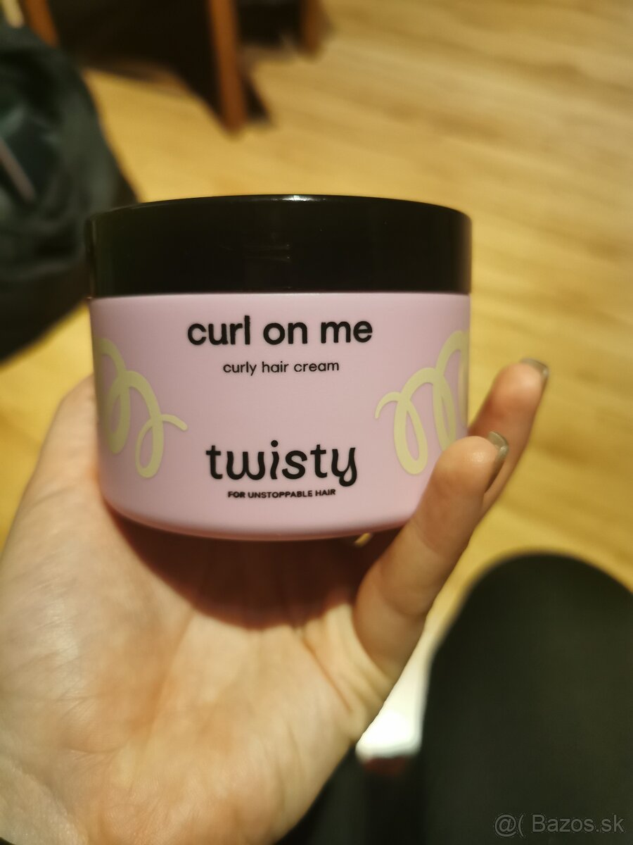 Curl on me, twisty - 2