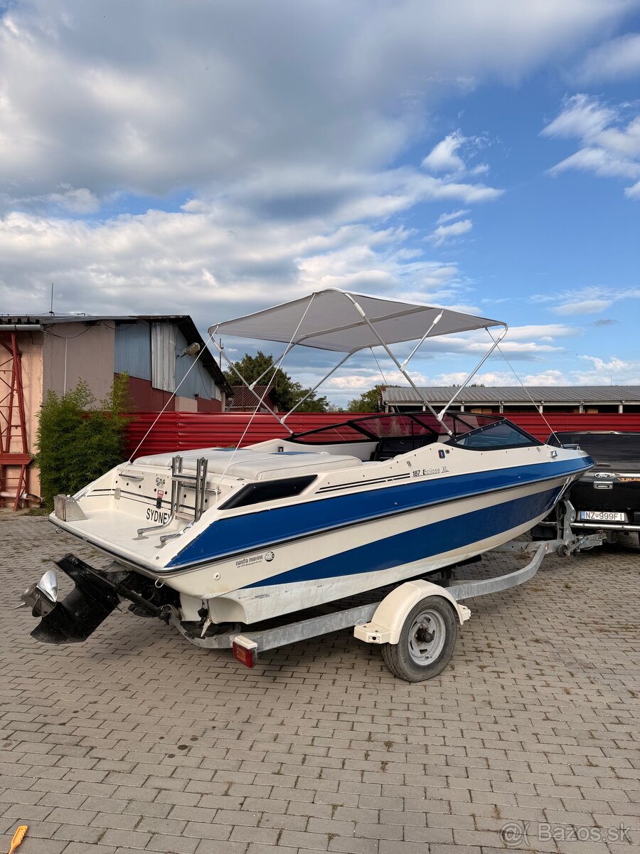 Motorový čln Wellcraft 187 Eclipse XL + prives - 2