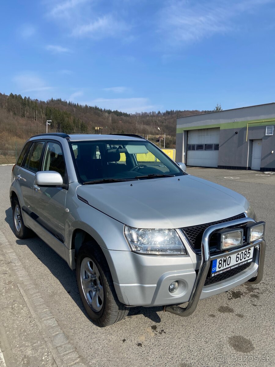 Suzuki Grand Vitara 2,0i Lpg - 2