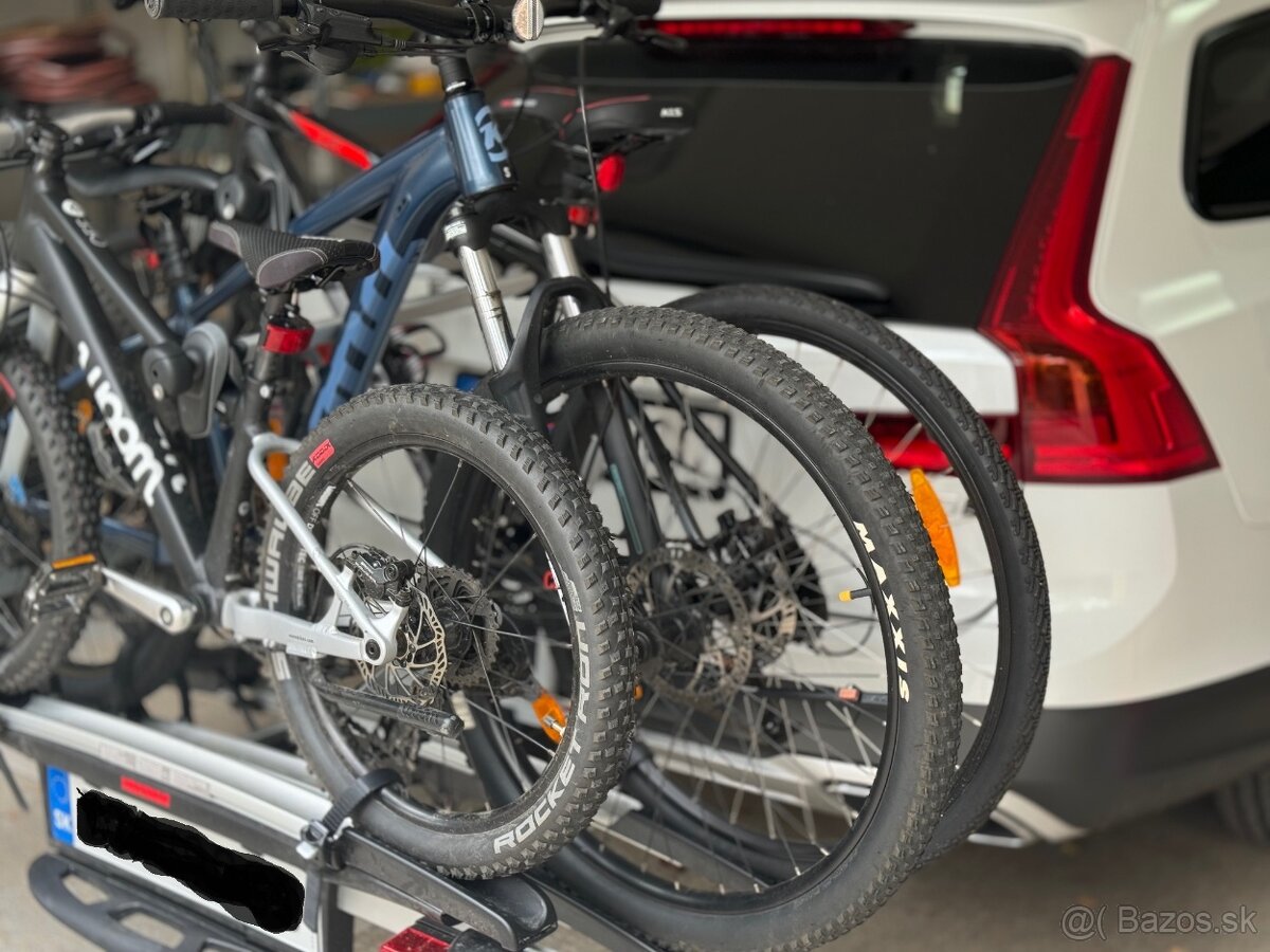 Nosic na 4 bicykle na gulu - 2