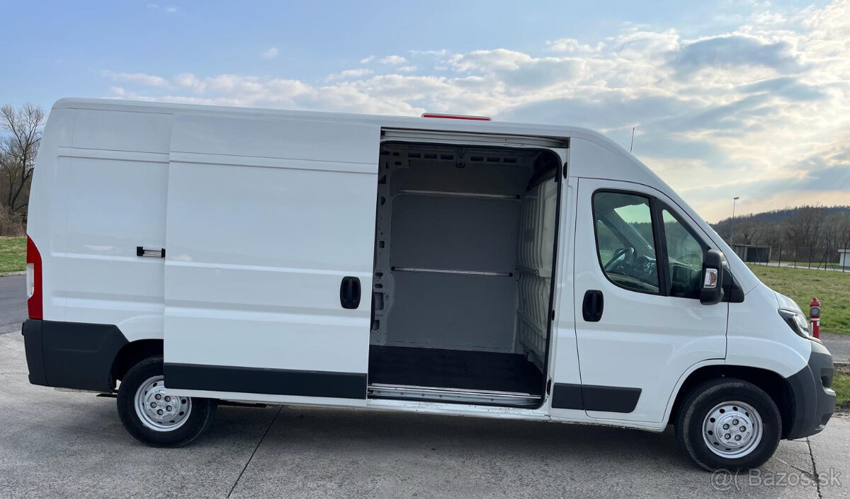 Peugeot Boxer 2.0 Blue-HDi 335 L3H2 po servise, len jazdiť - 2