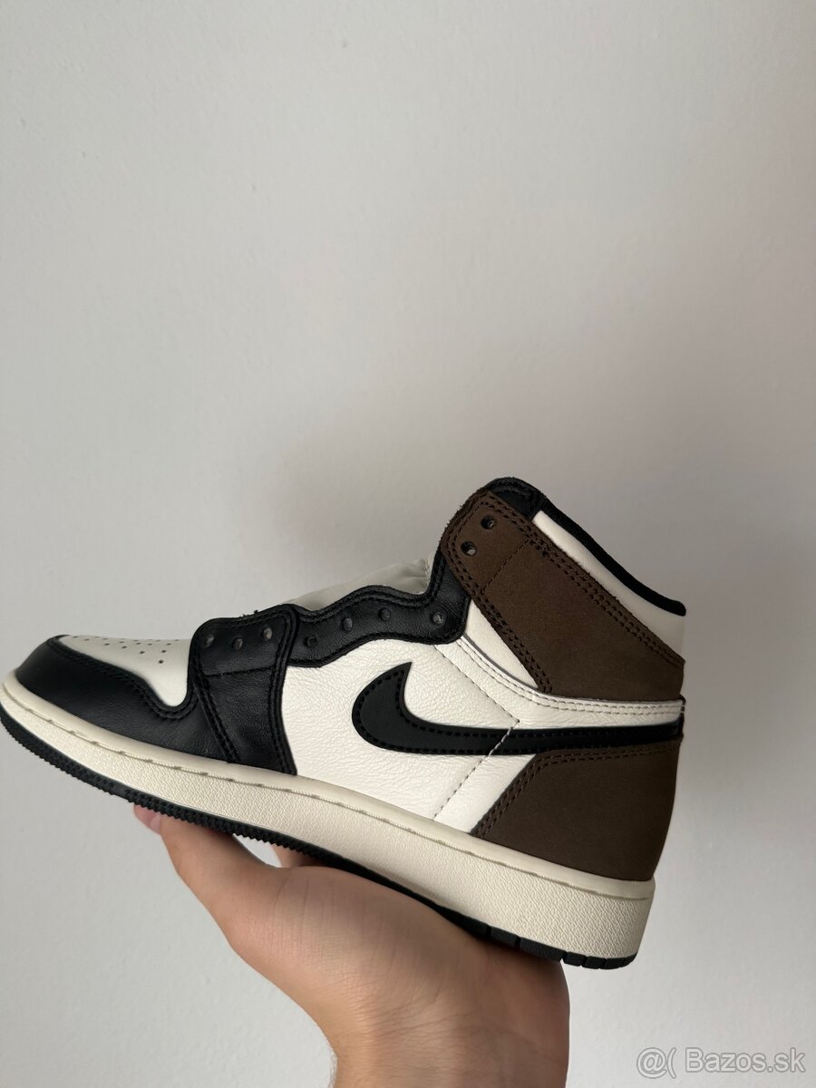 Nike Air Jordan 1 High Dark Mocha GS - 2