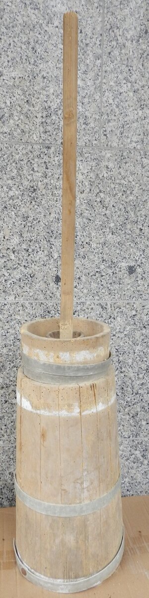 Starožitné predmety na Výrobu masla - 2