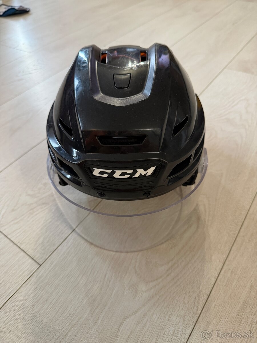 Hokejová výstroj - 2