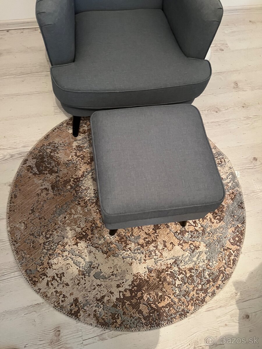 Kreslo s taburetom - 2