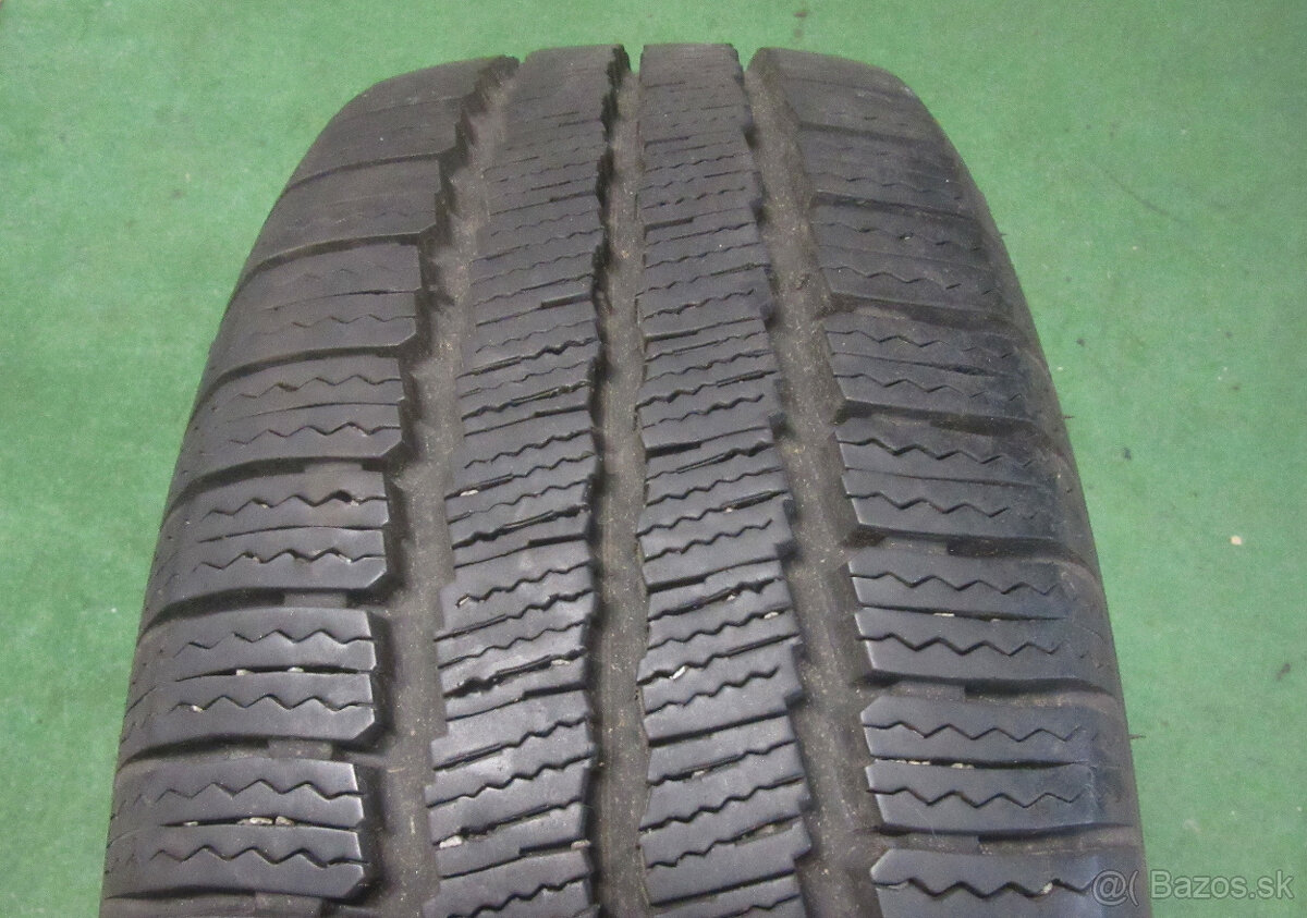 R16 Rezerva Volkswagen rozteč 5x120 215/65r16C - 2