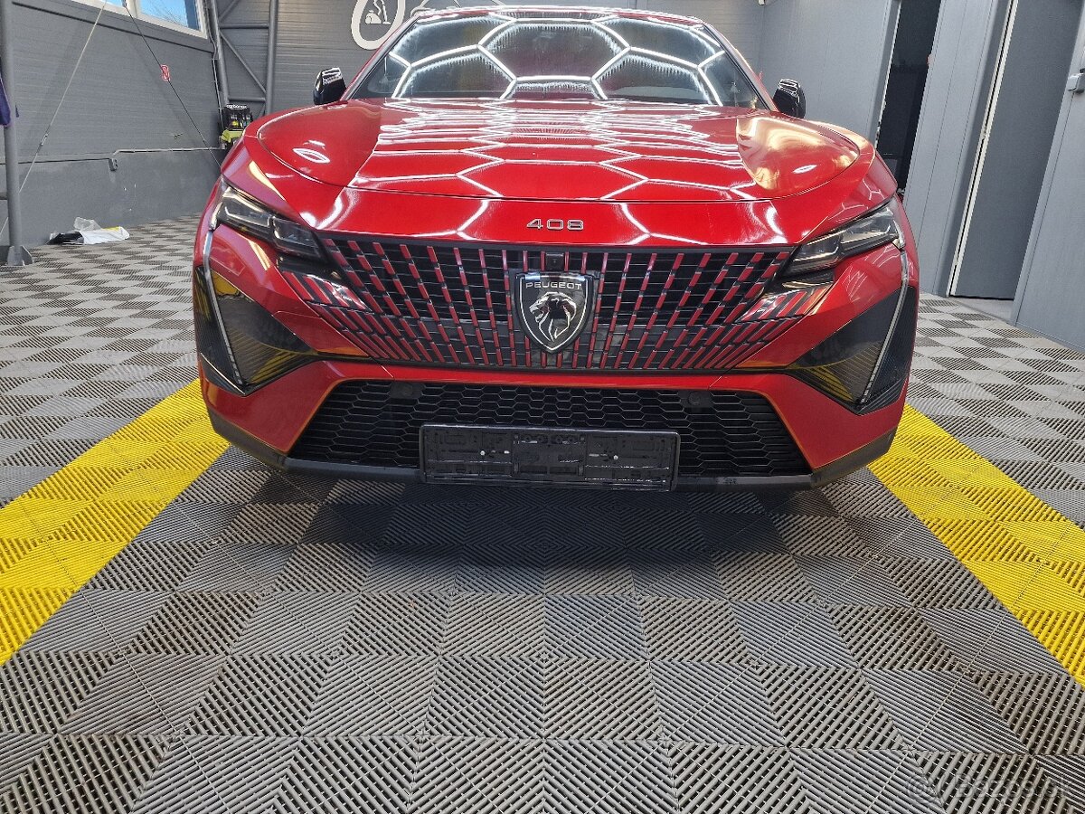 Peugot GT-LINE - 2