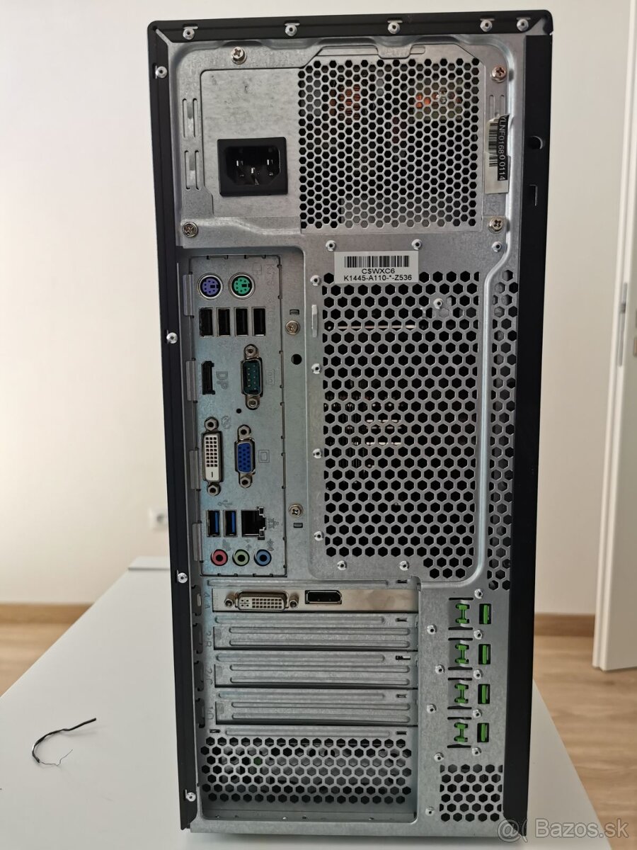 Predam Fujitsu Celsius W530 Workstation - 2