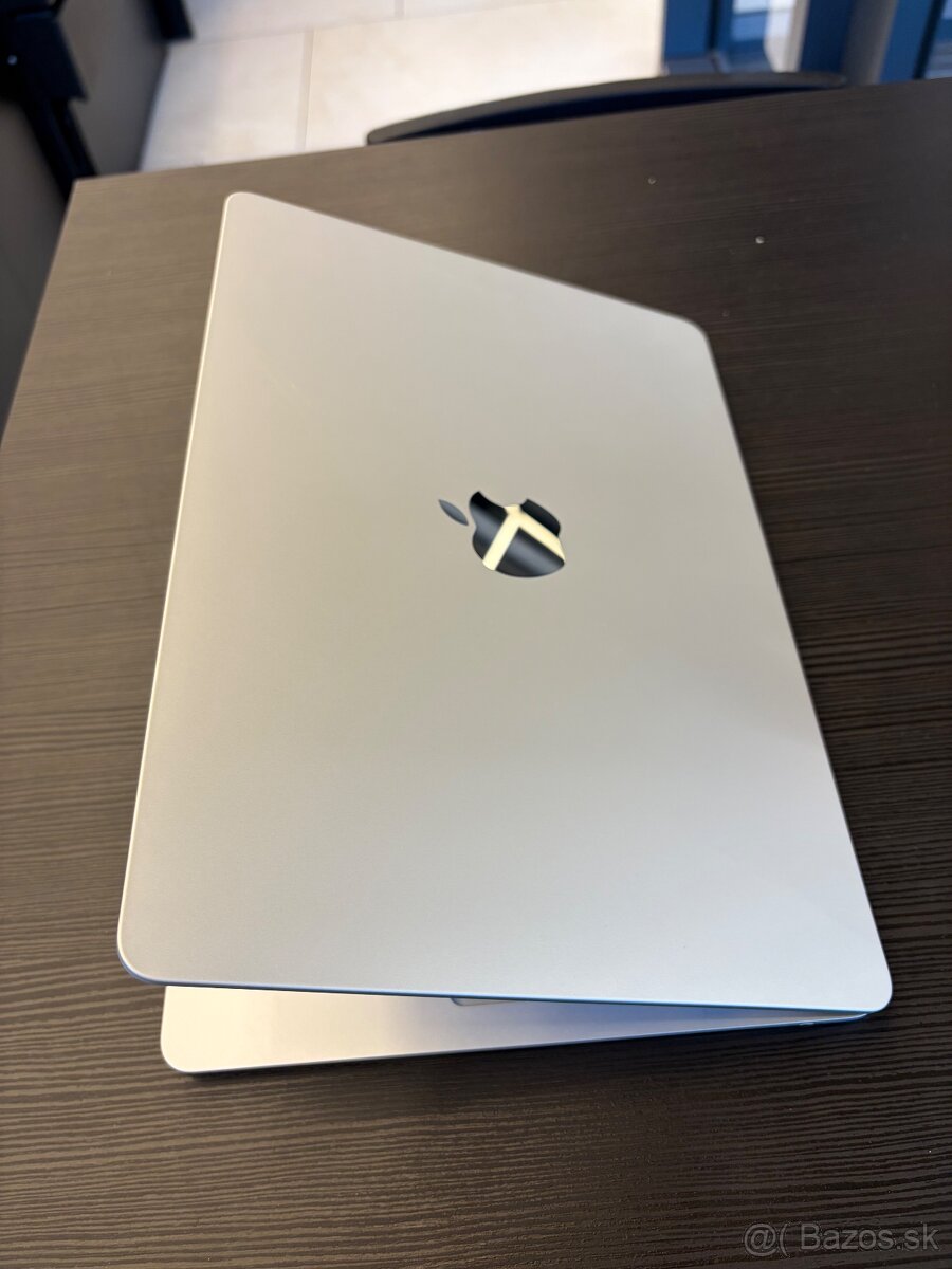 MacBook Air 13.6 M2 8GB 256 2022 - 2