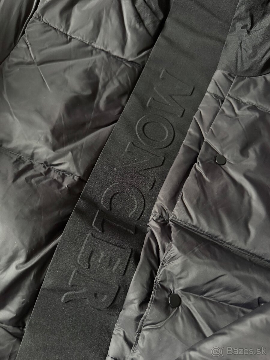 Moncler Cierna Bunda - 2