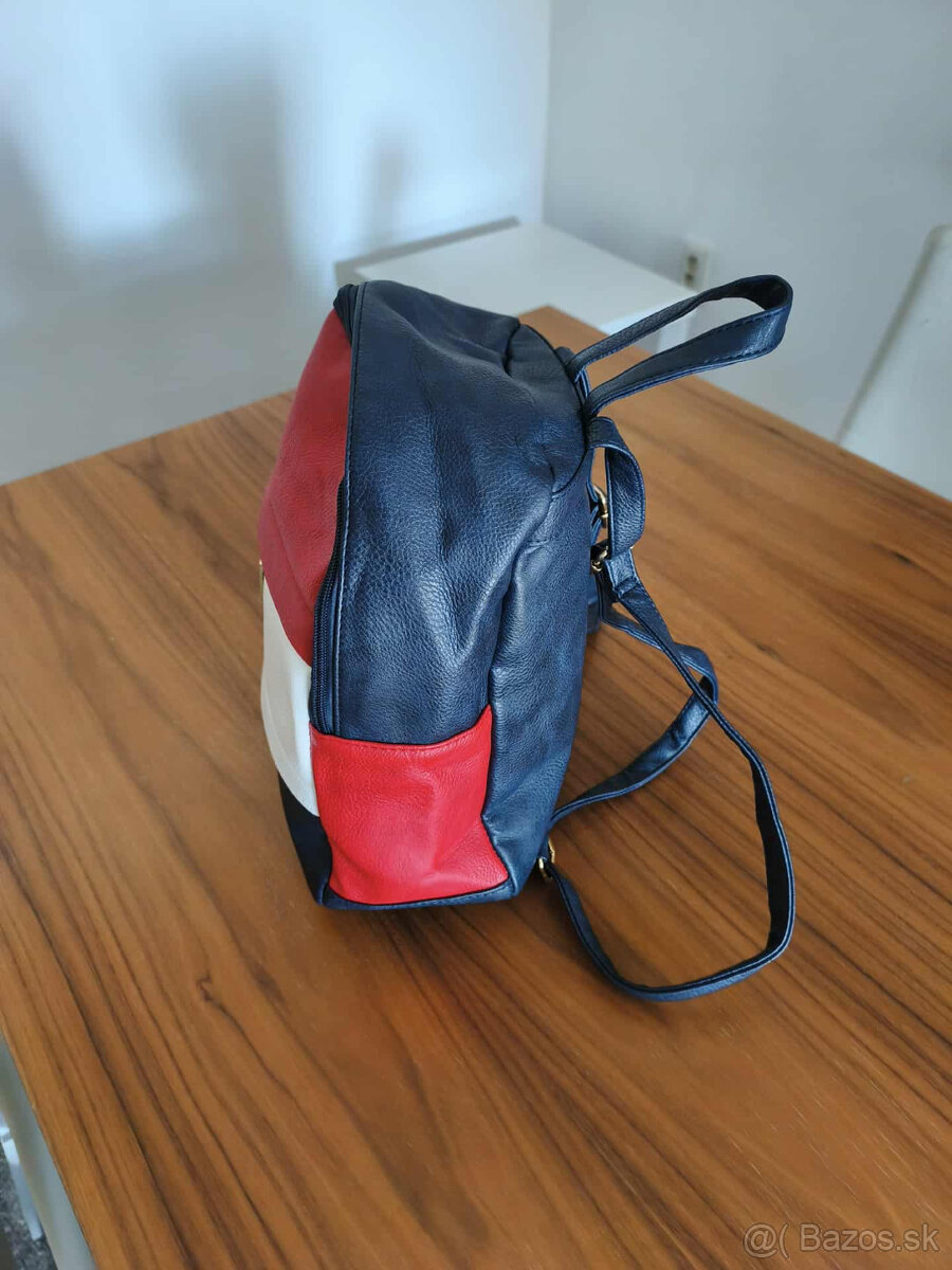 Predám nový malý ruksak Tommy Hilfiger - 2