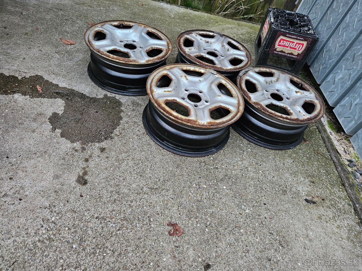 Plechove disky 5x114.3 r16 - 2