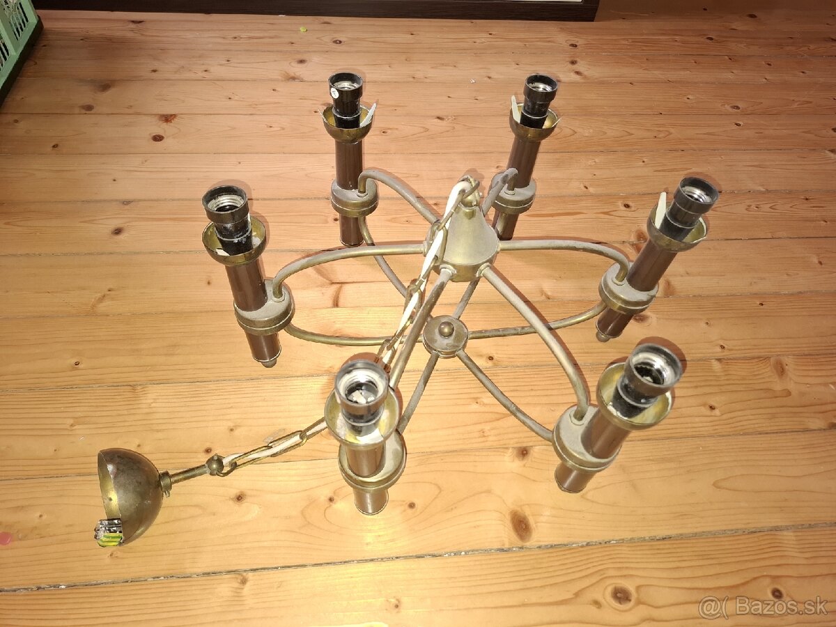 Retro lampa na paradu - 2