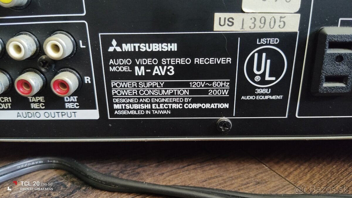 Mitsubishi M-AV3 - 2