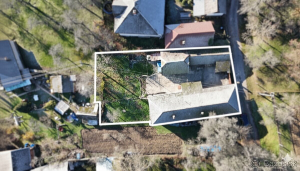 3-izbová chalupa so záhradou a vedľajšou budovou v Hrašnom - 2