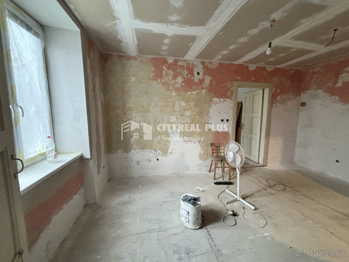 Ponúkame Vám na predaj čiastočne prerobený 1-izbový byt v me - 2