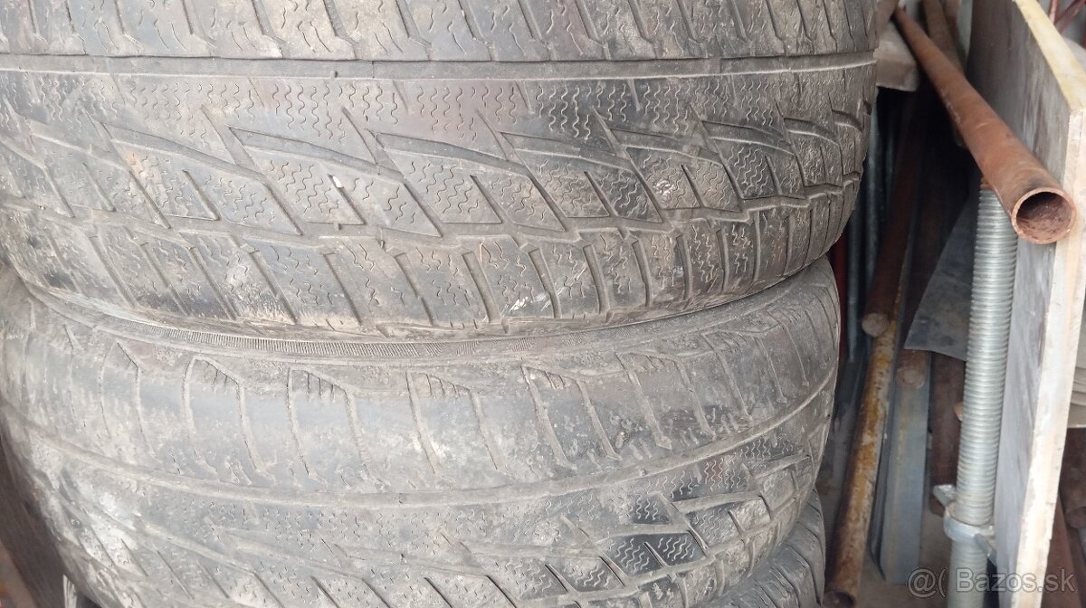 4ks plechove disky Octavia 1, roleta kufra, opierky, hagusy - 2