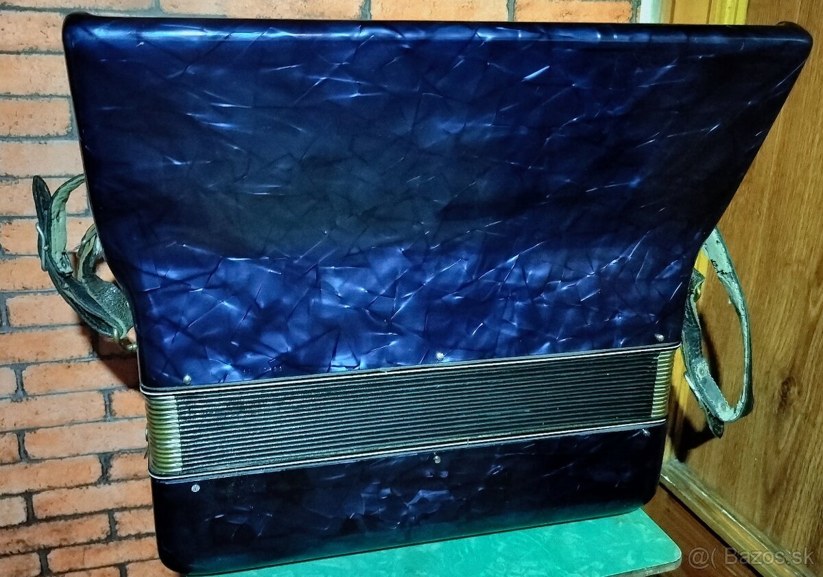 Harmonika Akordeon Lignatone Accord II - 2