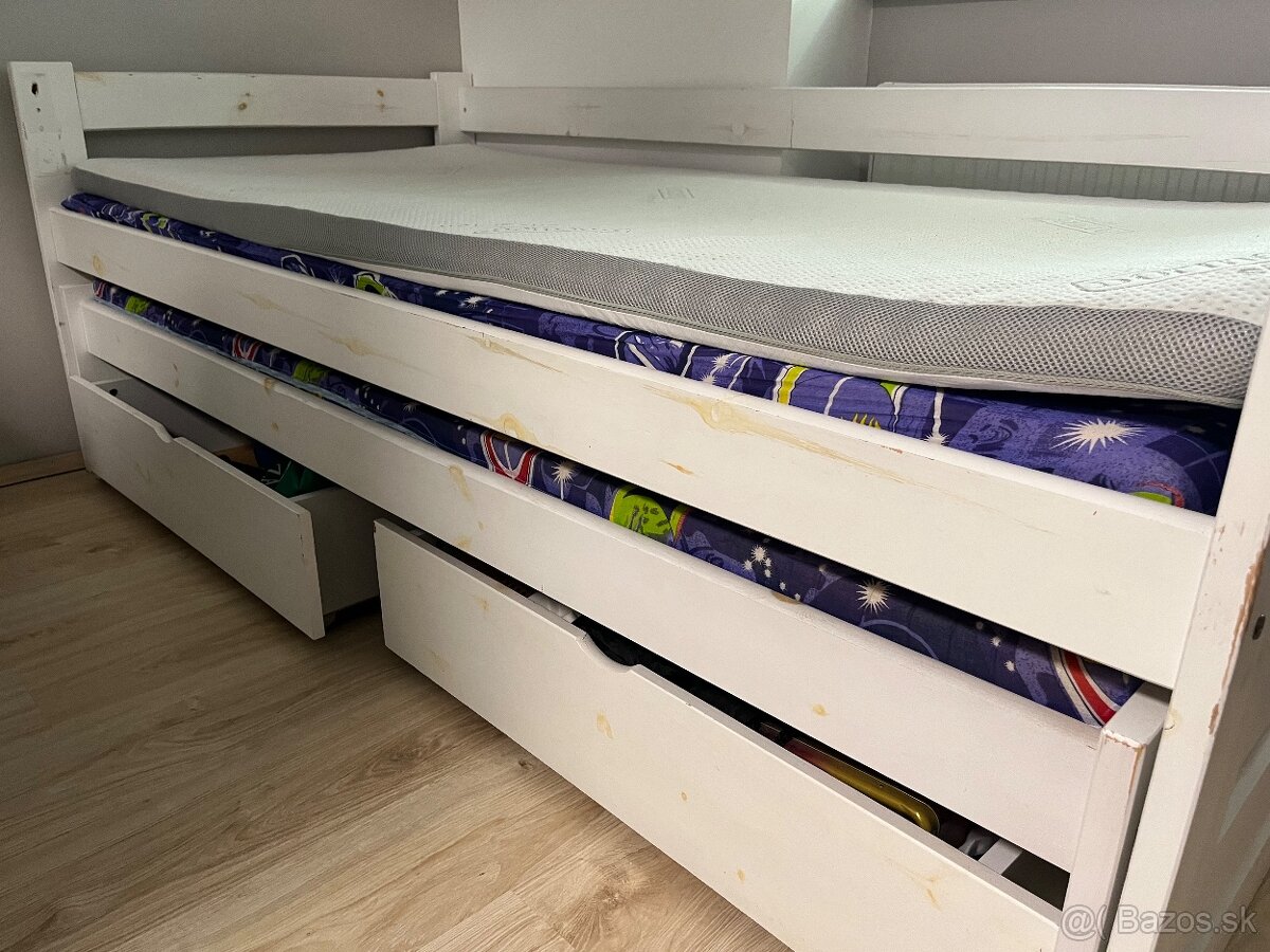 Detská posteľ z masívu - borovica (2 ks). - 2