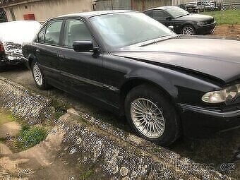 Prodám náhradní díly z e38 740iL 750iL - 2