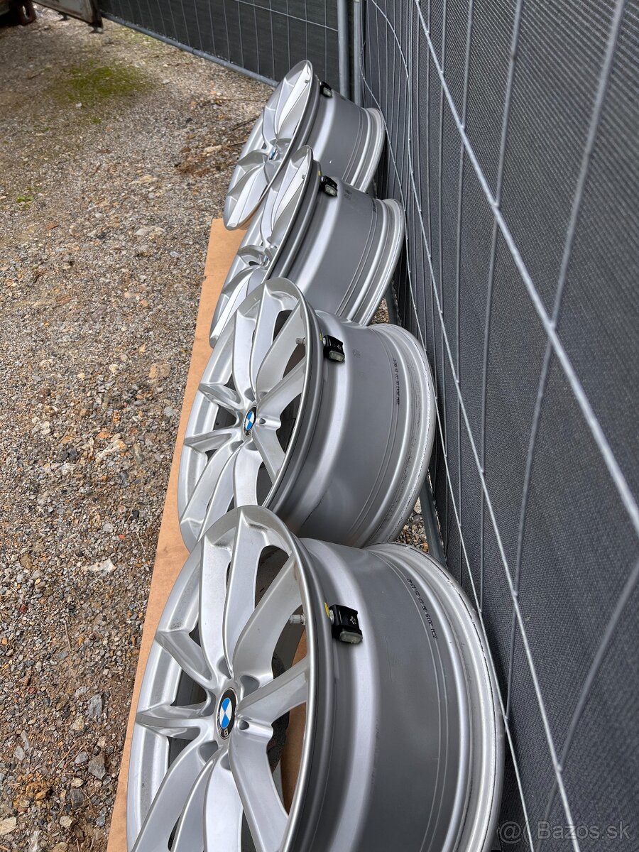 BMW 5X112 R18 8,5J ET44 + TPMS - 2