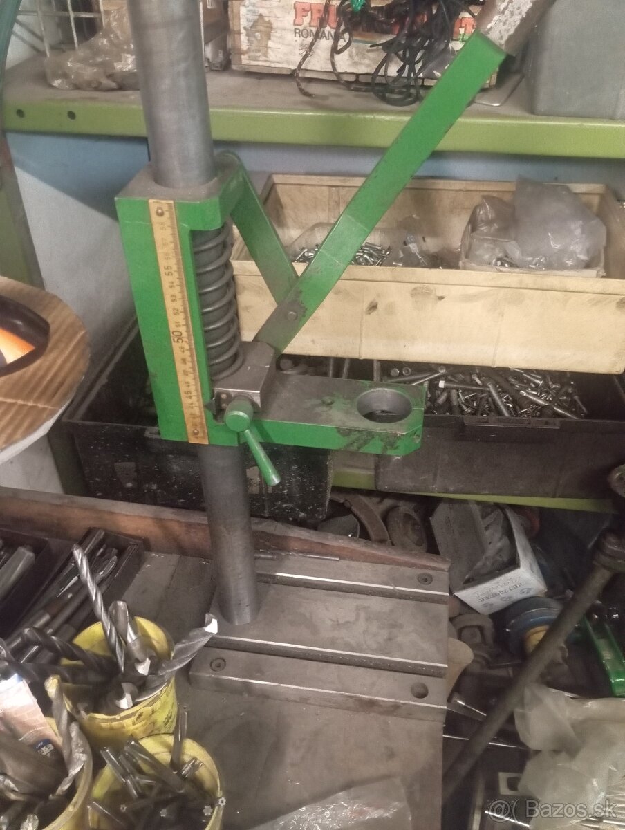 Stojan na vŕtačku - 2