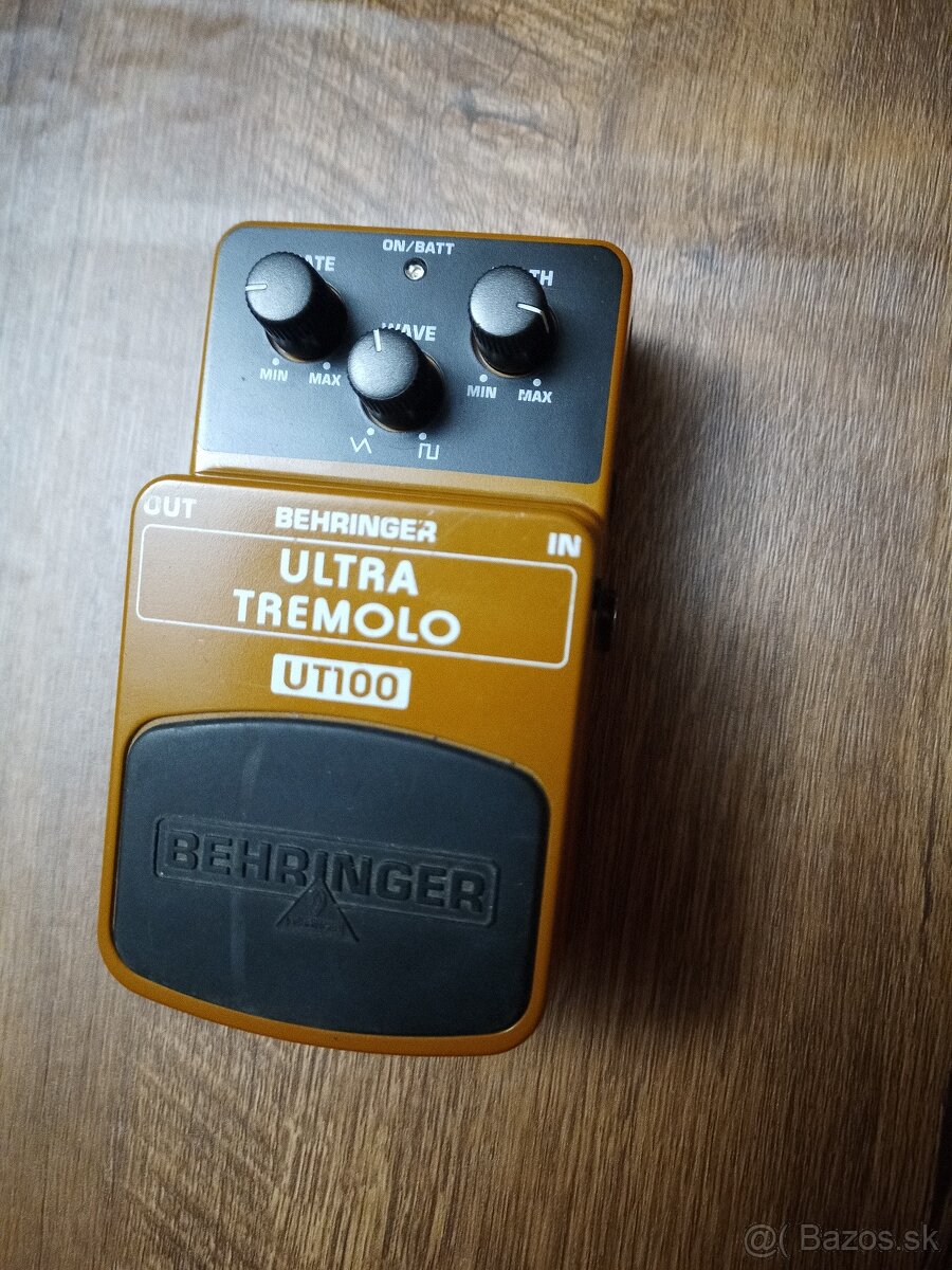 Efekty Behringer UT100 a US600 - 2