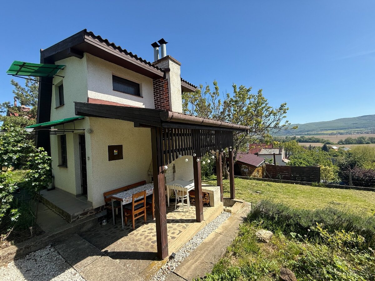 ZNÍŽENÁ CENA CHATKA S ELEKTRINOU A VODOU ZLATÉ MORAVCE - 2