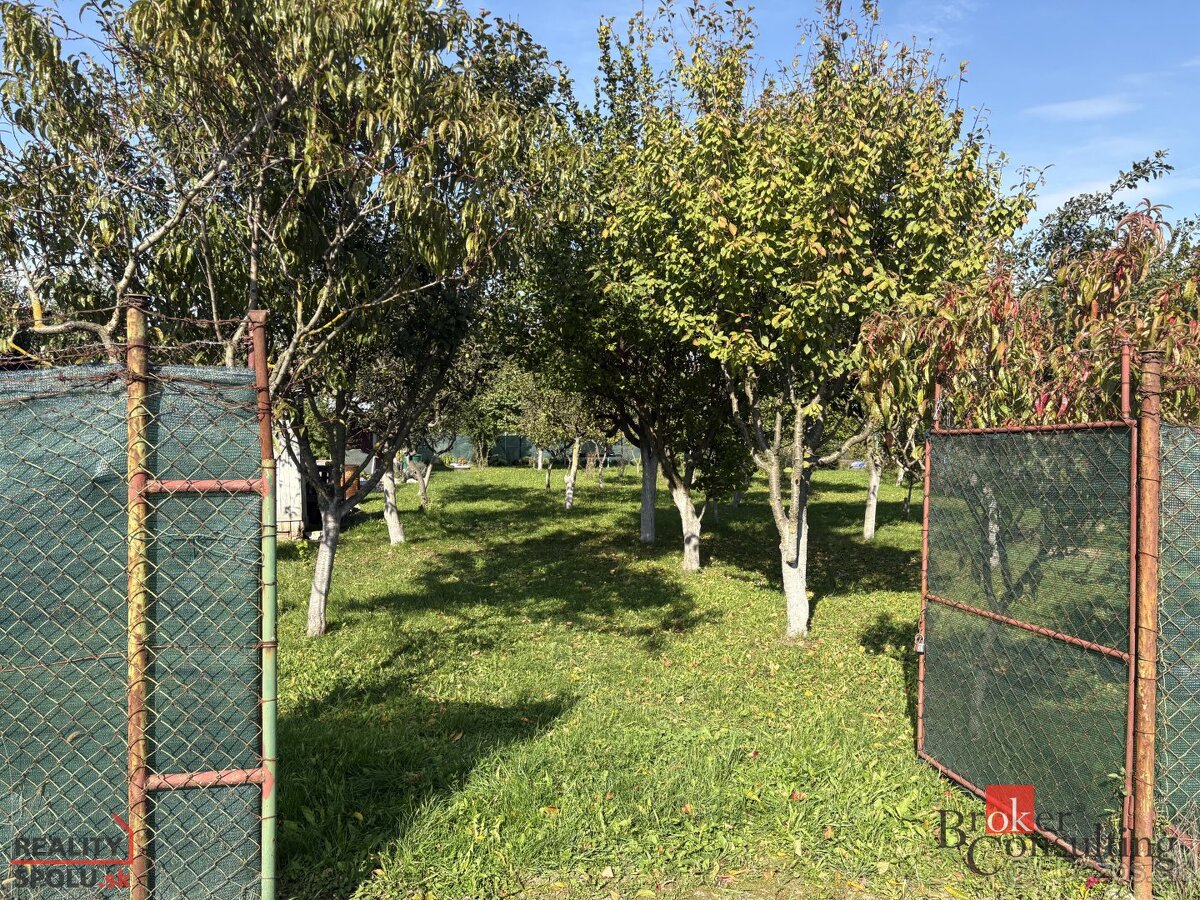 Predaj nádhernej záhrady určenej na budúcu výstavbu. - 2