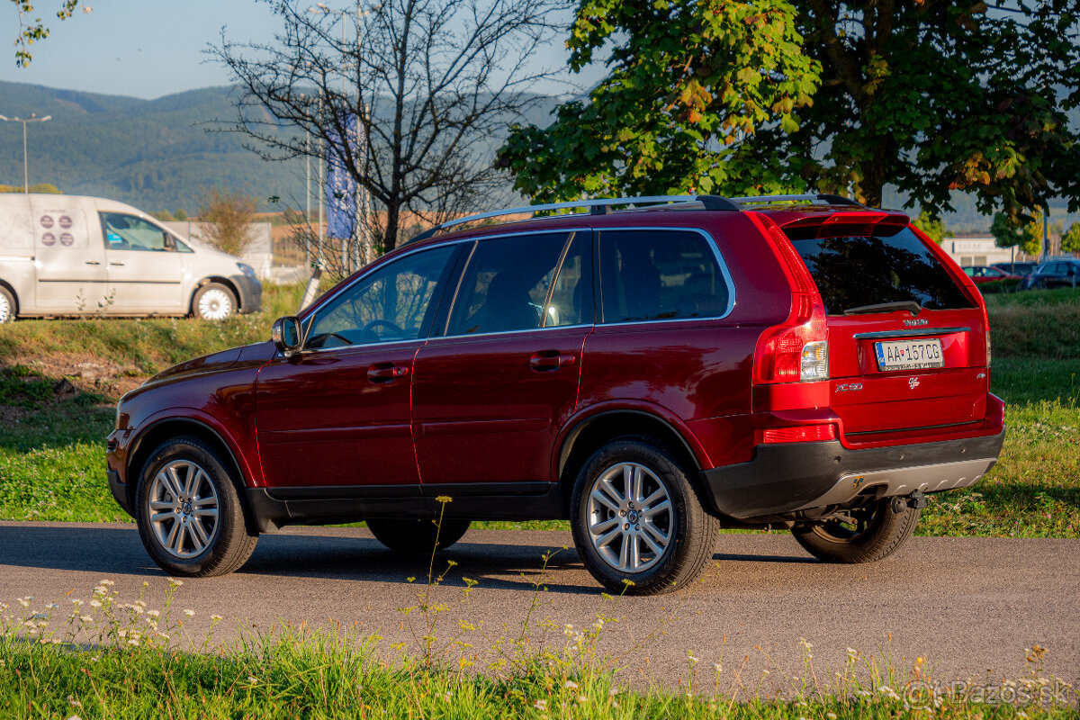 Volvo XC90 - 2