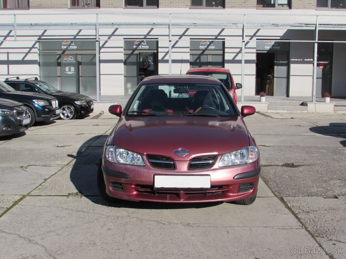 Nissan Almera 1.8 Comfort CVT - 2