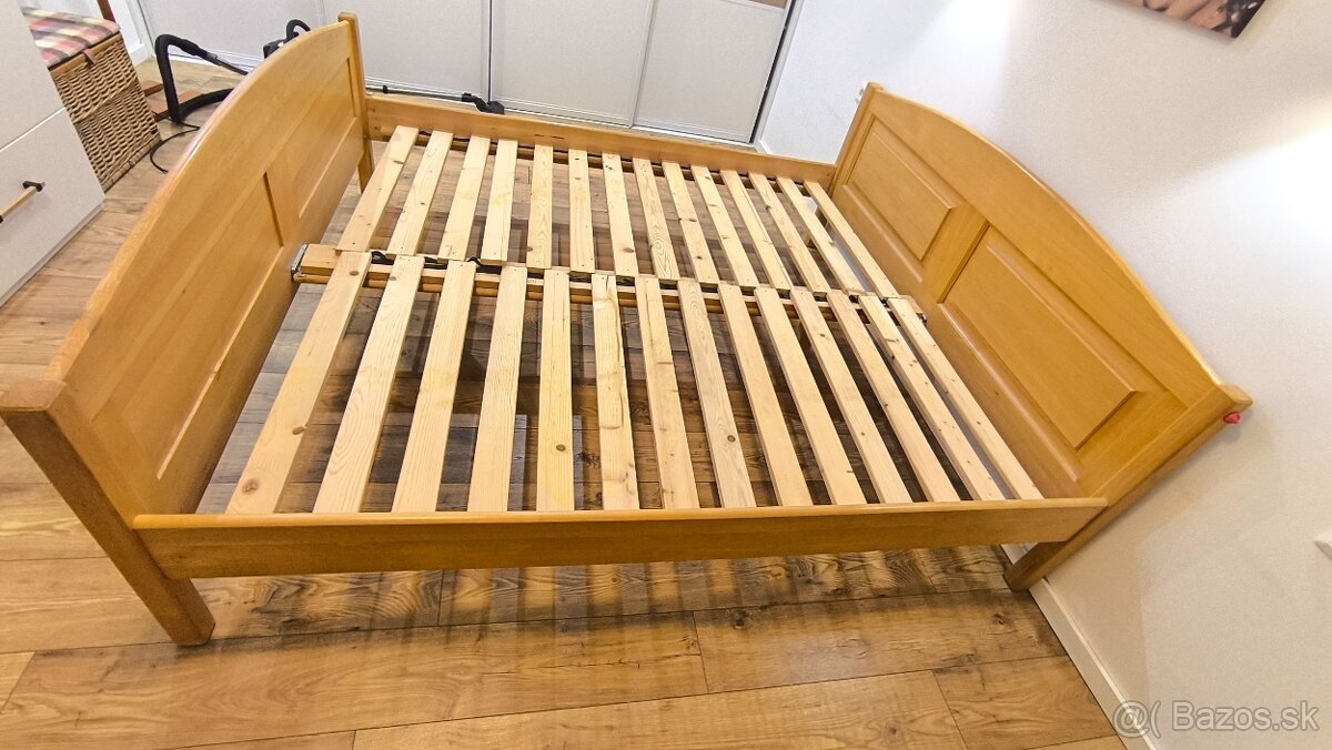 Manželská posteľ z masívu - 2