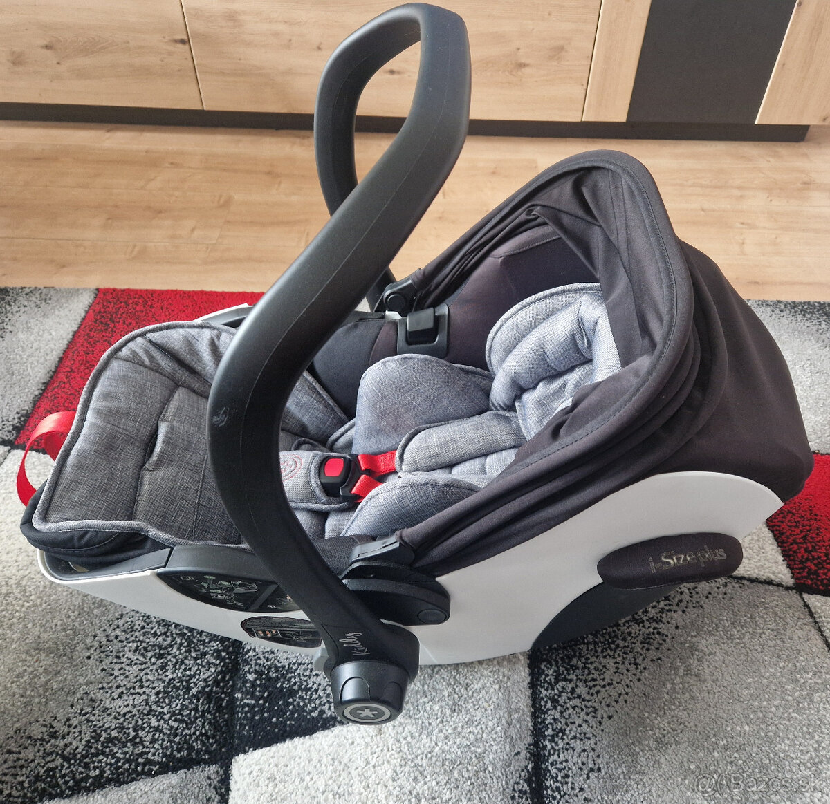 Predam autosedačku + základňu kiddy Evoluna i-size 2 - 2