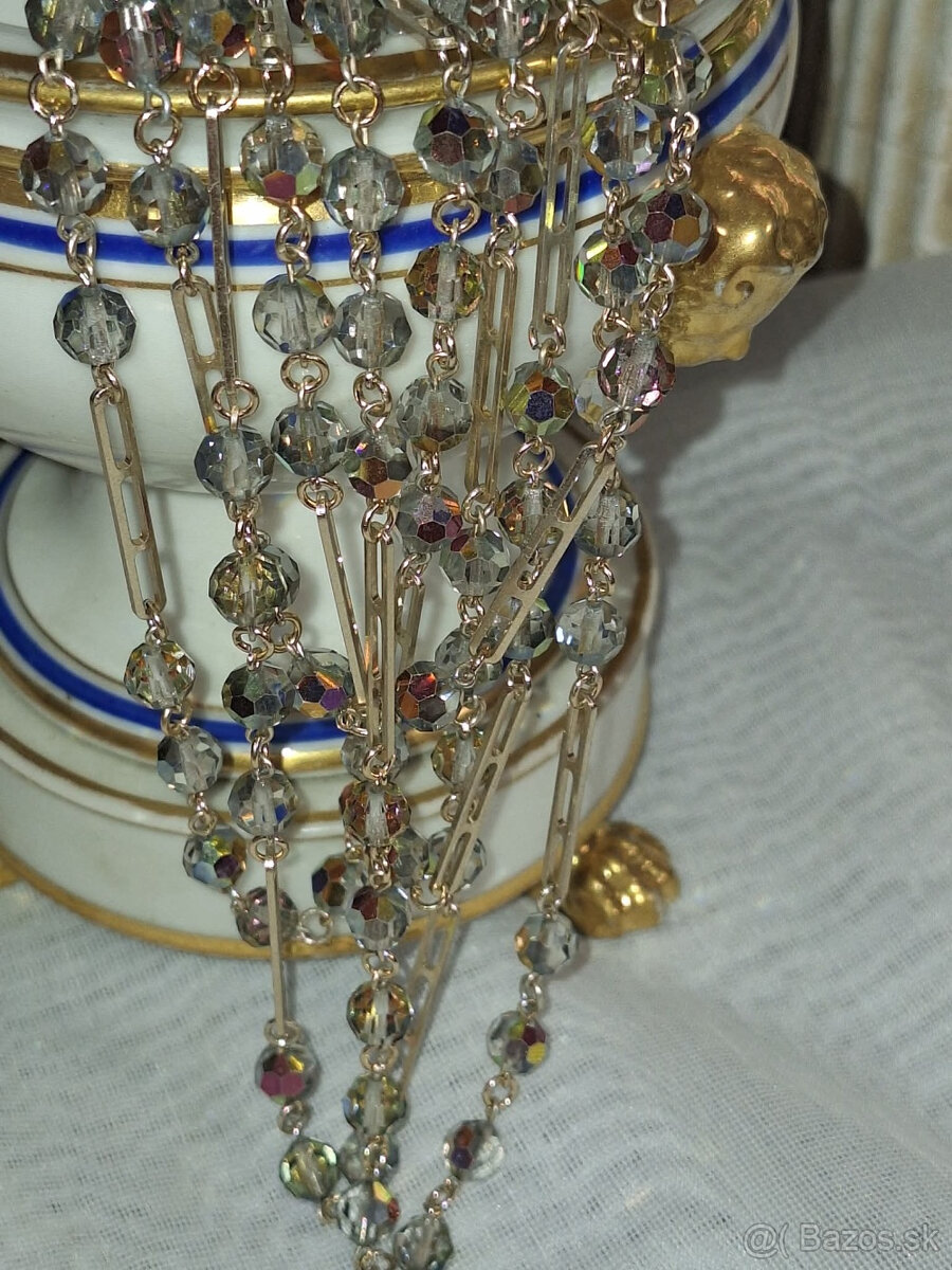 KRÁSNY STARÝ NÁHRDELNÍK - 2