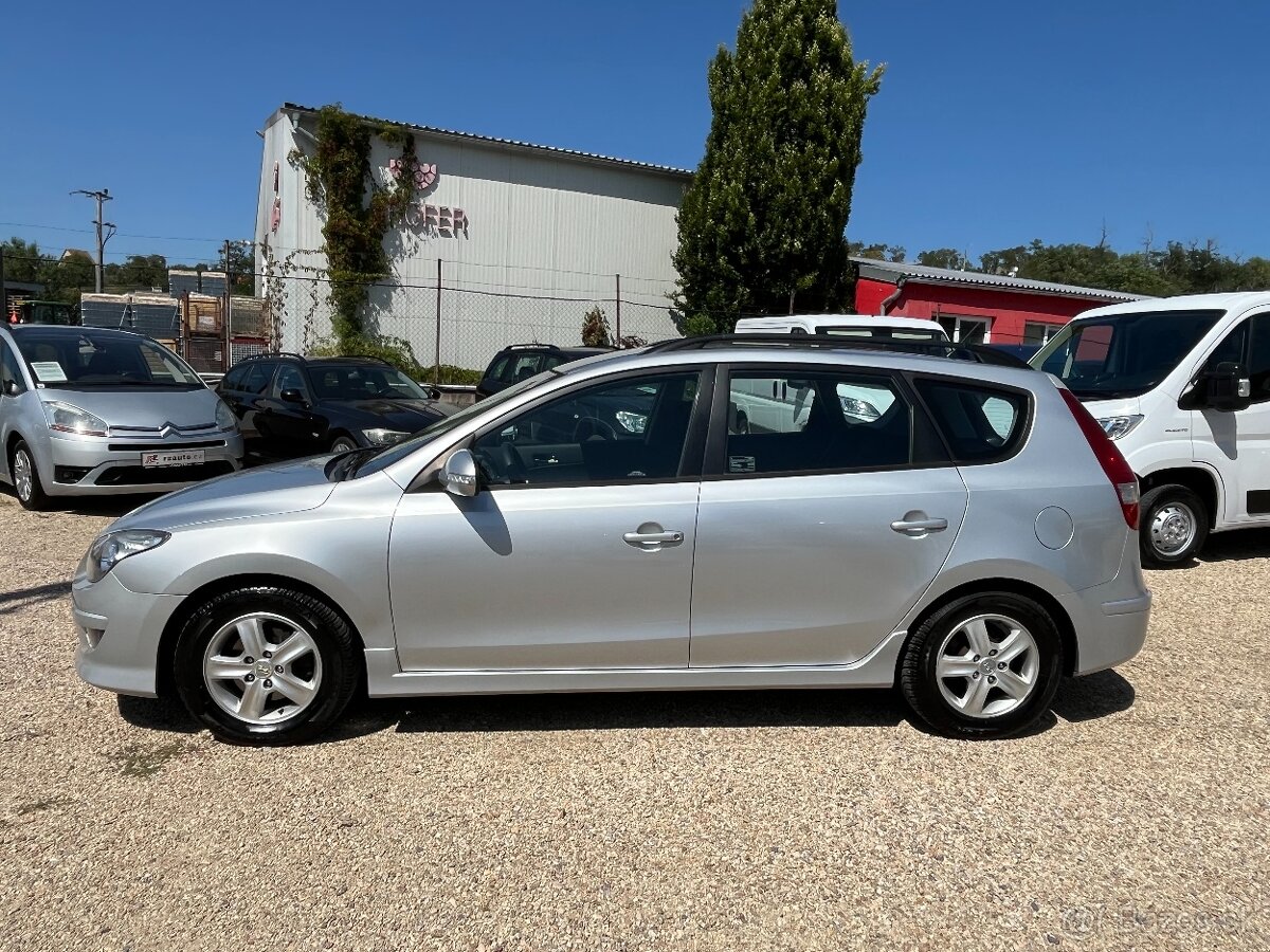 Hyundai i30 1.6CRDi 66kw - 2