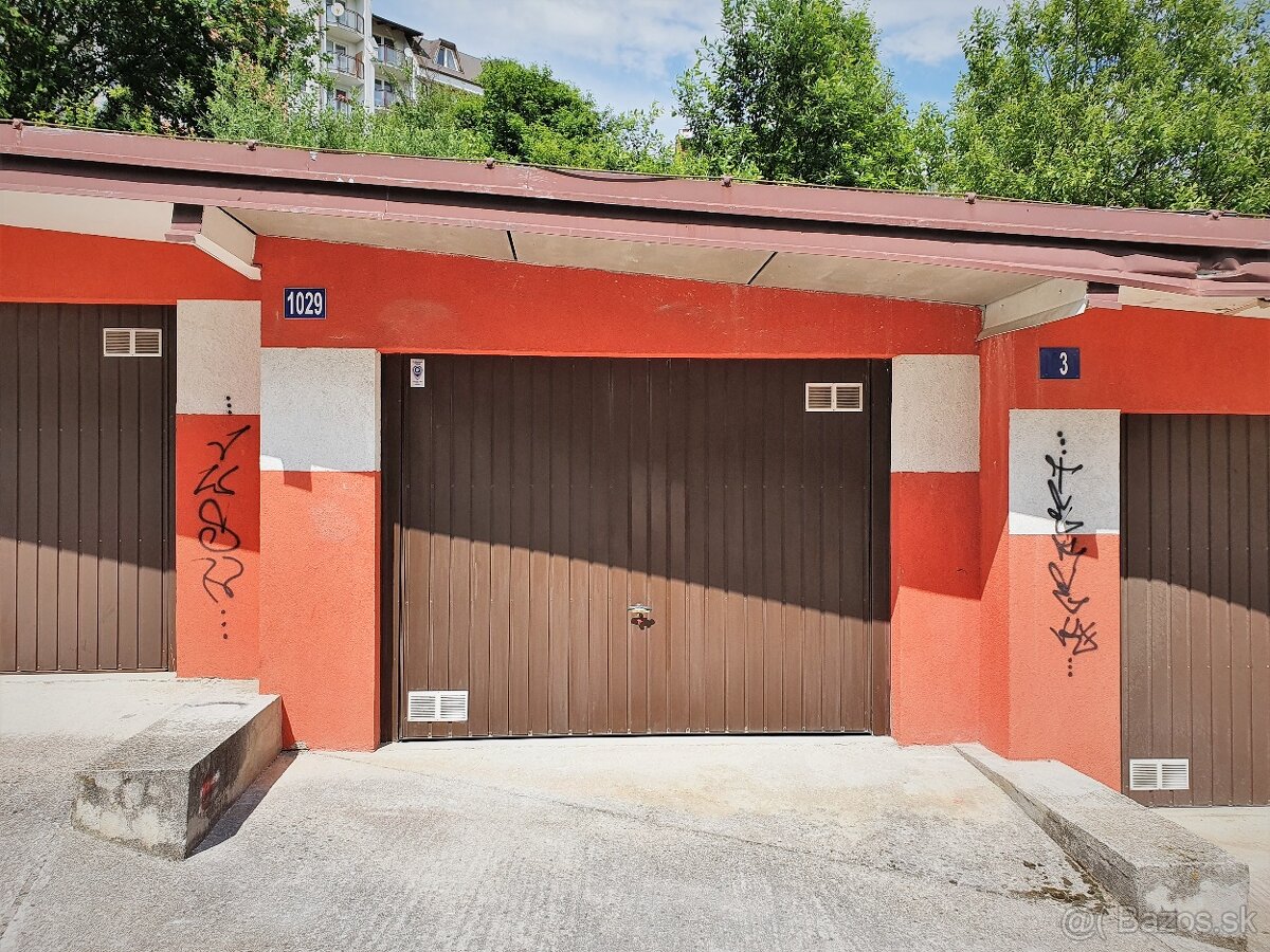 Garaź na Hájiku v Žiline - predaj - 2