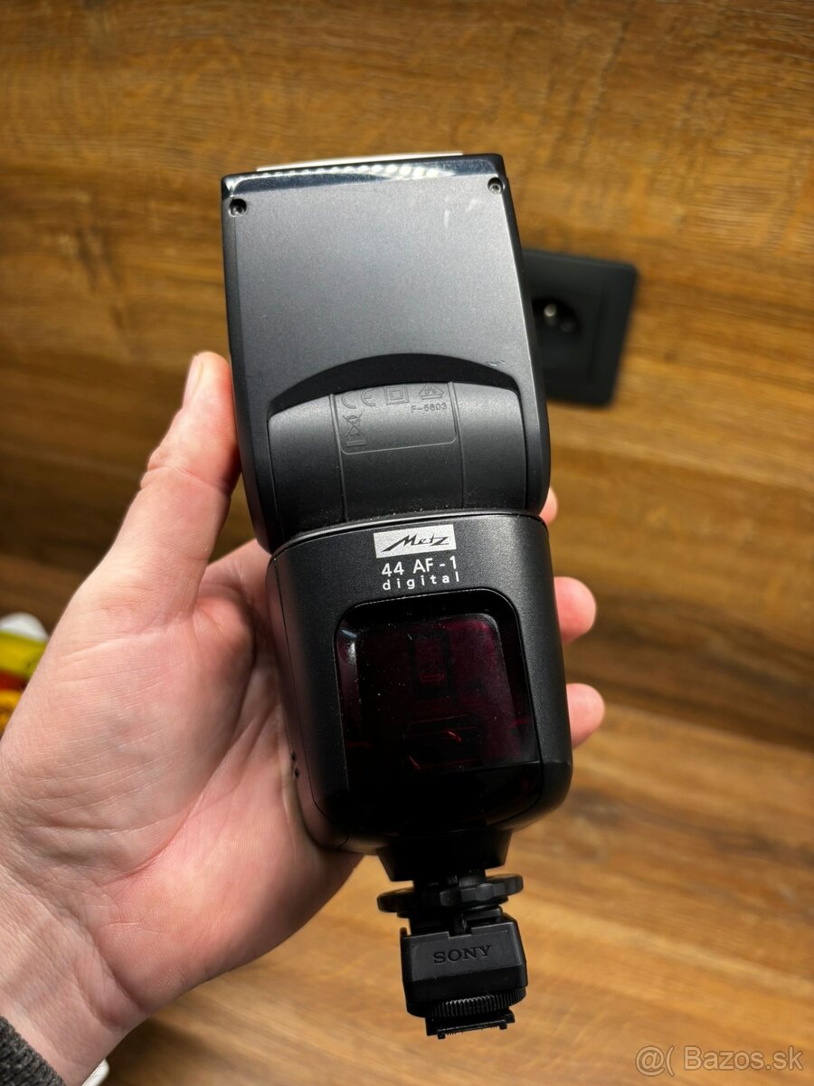 Blesk Metz 44 Af-1 + Sony pätica - 2