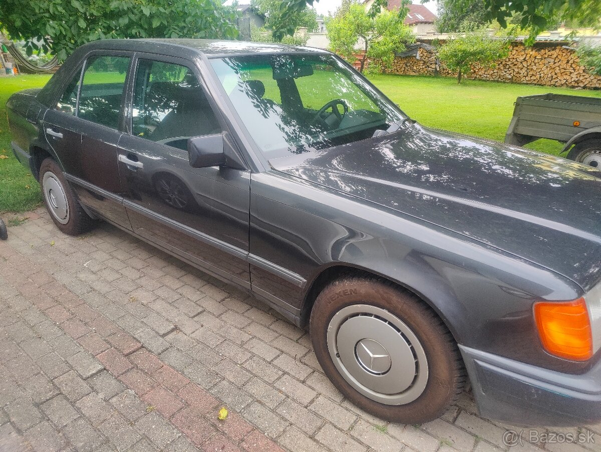 MERCEDES BENZ rok 1987 typ 124 230e - 2