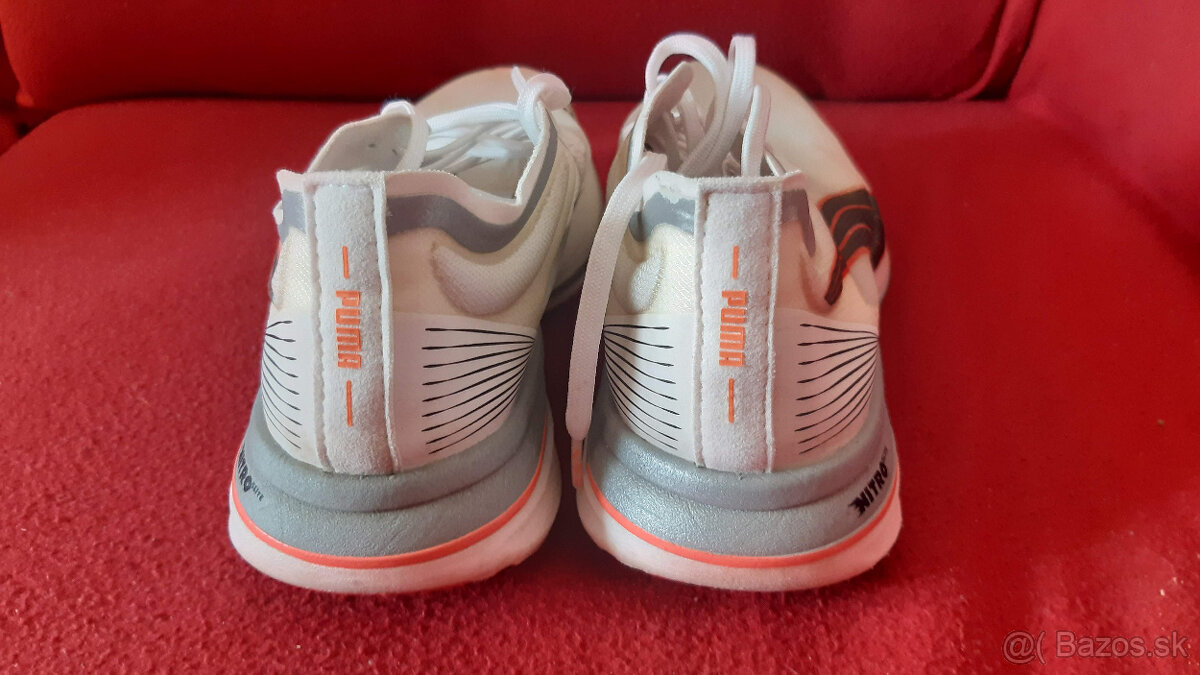 Predám dámske bežecké tenisky PUMA, Deviate Elite. - 2