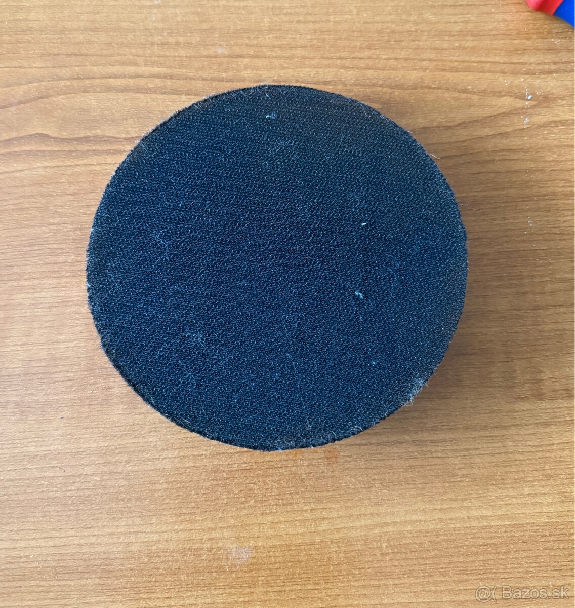 tanier na brúsny papier so suchým zipsom - 2